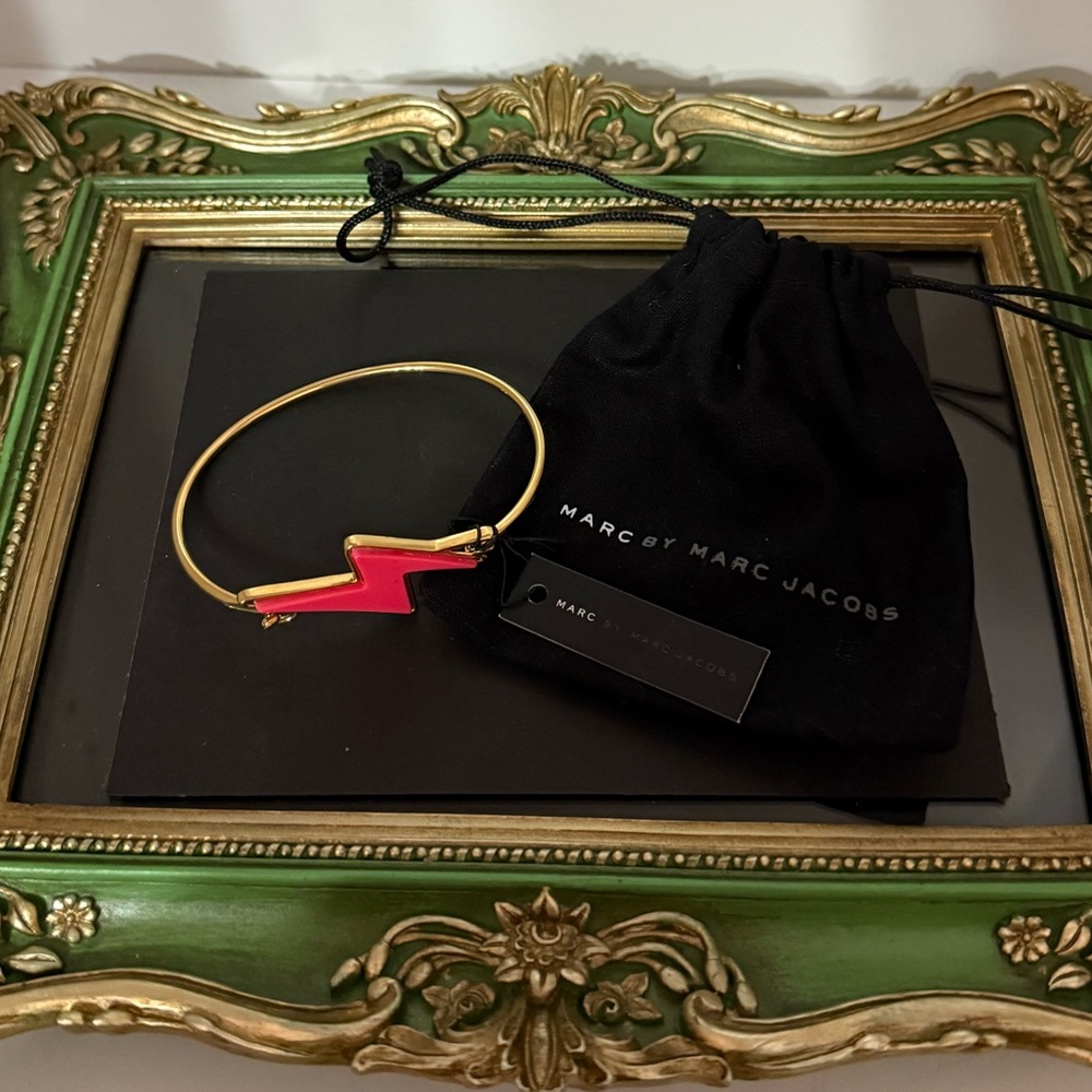 Marc by Marc Jacobs lightning bolt bangle